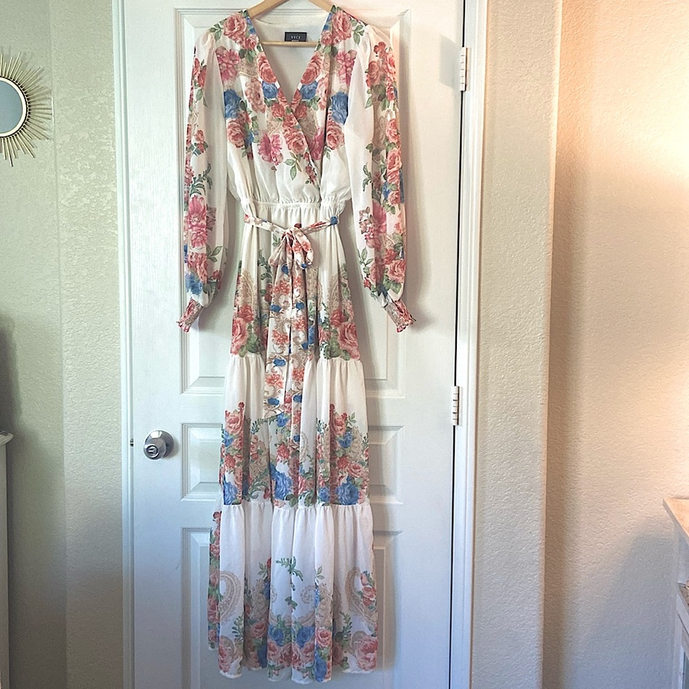 VICI Floral Maxi Dress
